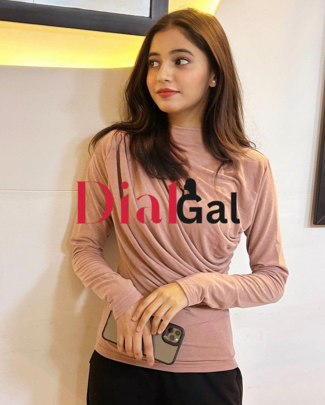 Pooja Gupta escort service call girls call me full enjoy